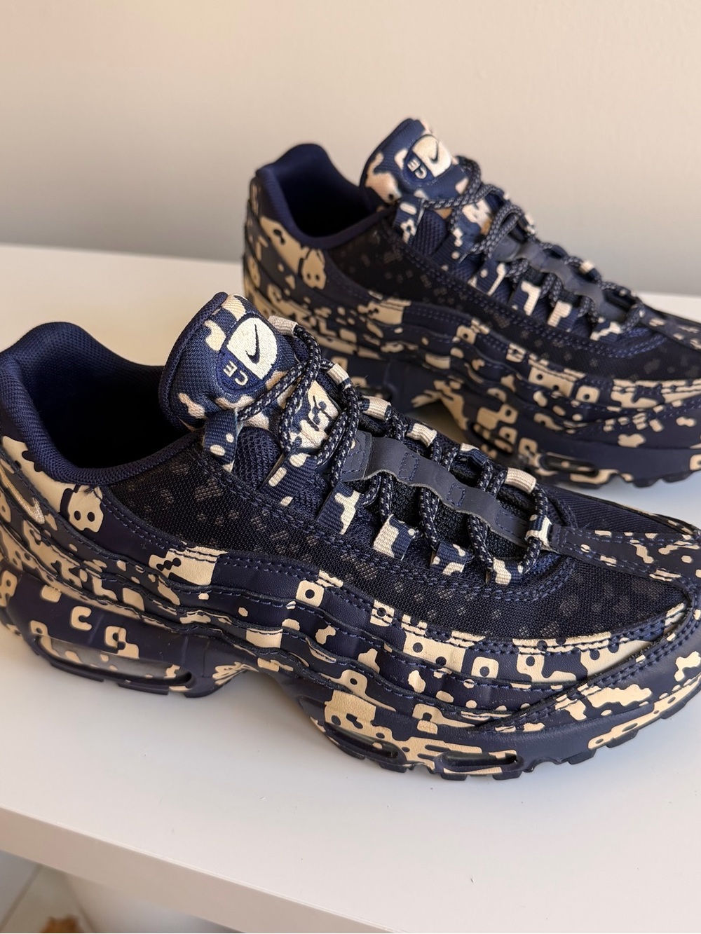 Nike Women’s Navy and Cream Camo 95 Sneakers